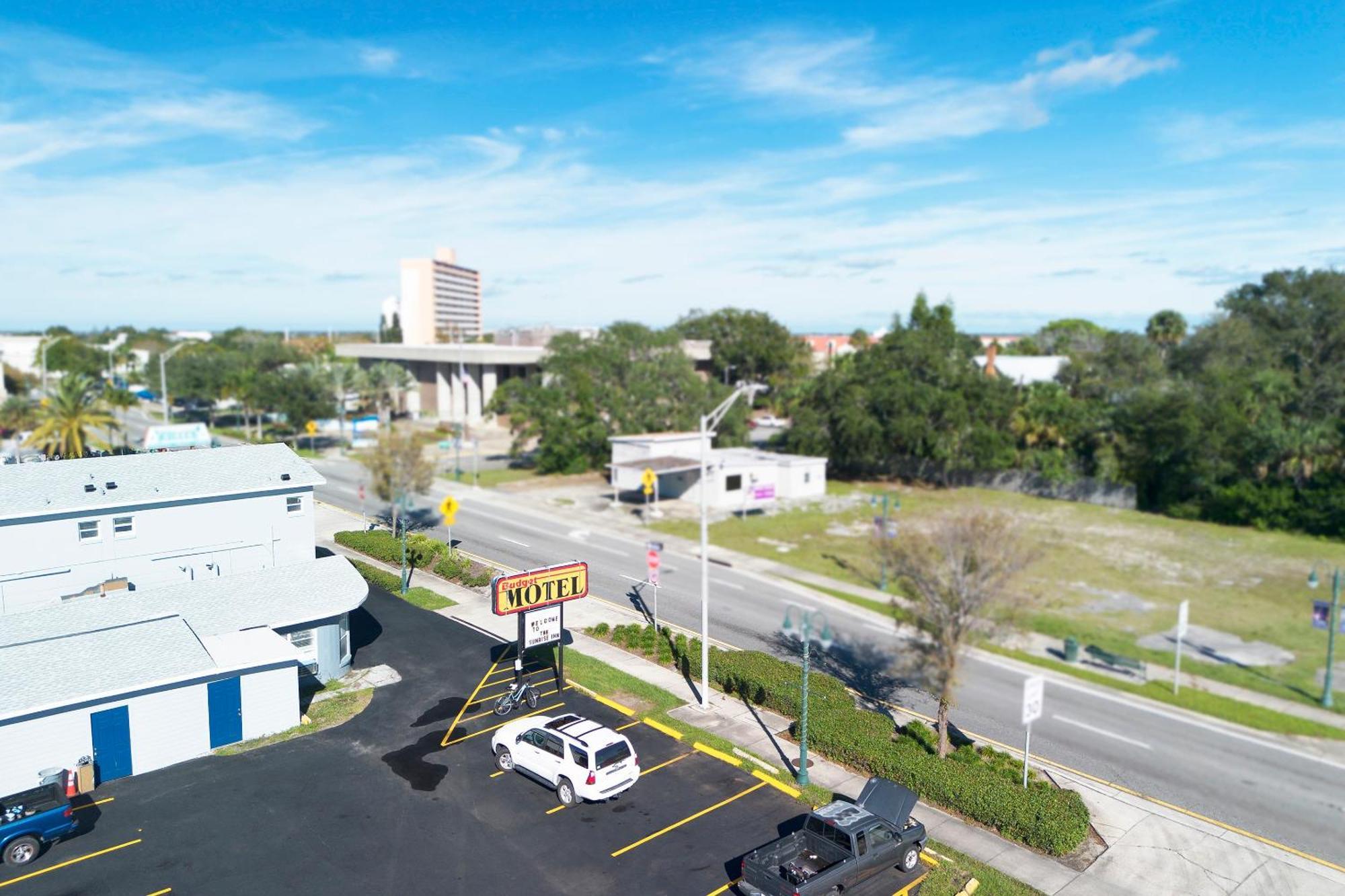 Sunrise Inn By Oyo Titusville Fl Екстер'єр фото